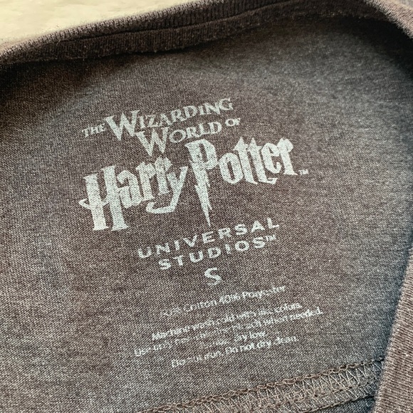 Universal STudio, Wizarding world of Harry Potter T-shirt, Sz S - Picture 3 of 9